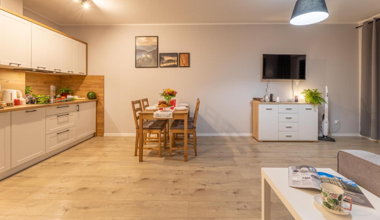 Apartament Sloneczny Poranek Устшики Долне Екстериор снимка